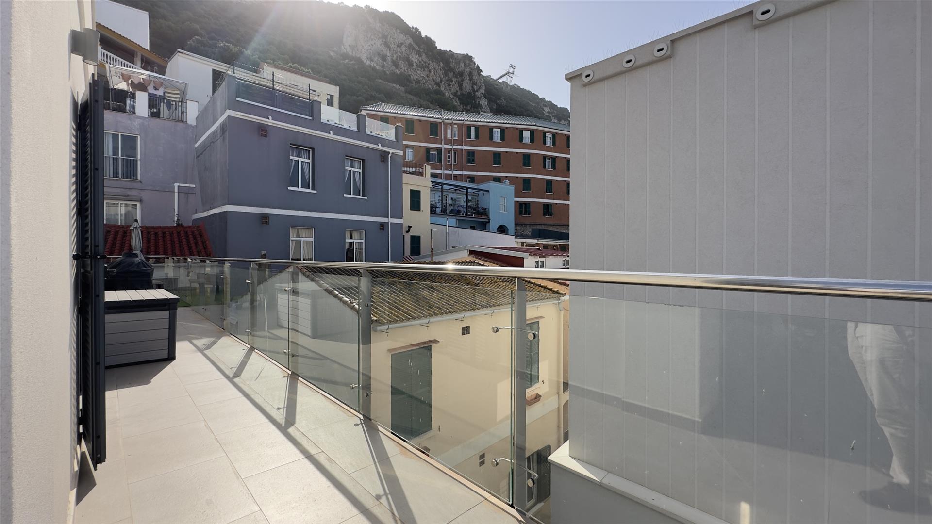 Image of Apartment - 4 Bedrooms - 2 Bathrooms for Sale in Prince Edward's Gate-Gibraltar, Image 22